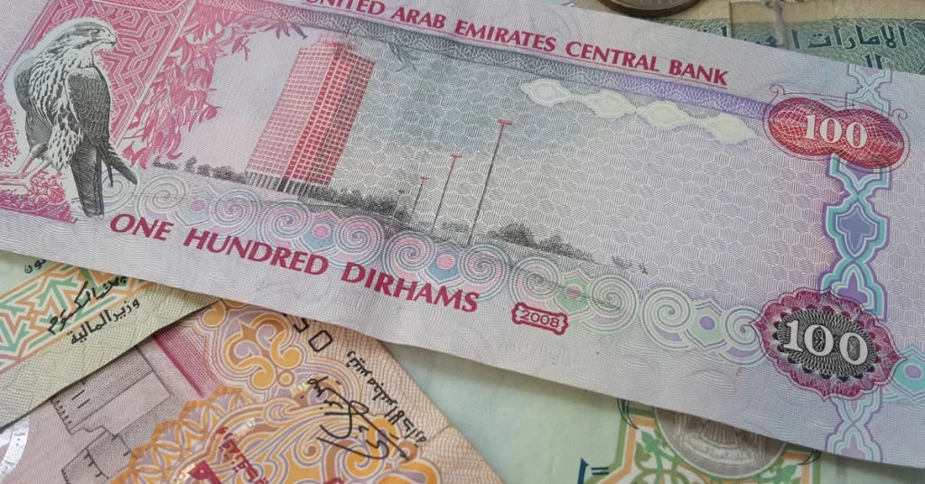different bank notes of UAE